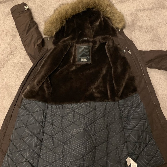 TNA Summit Parka - Picture 5 of 7